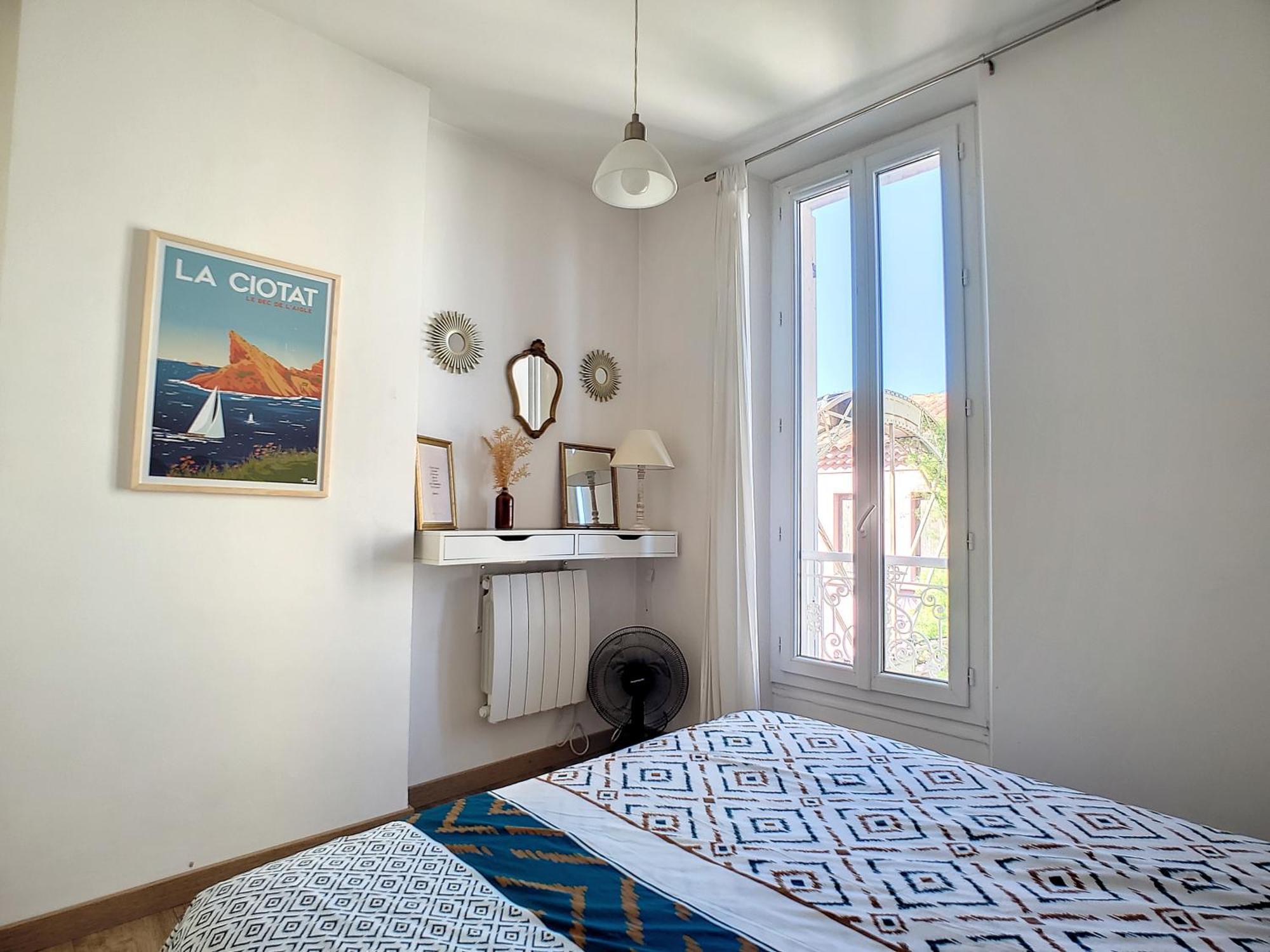 Casa Blue Sur Une Jolie Place Proche Du Vieux Port By Laconciergerie13 La Ciotat Exterior foto